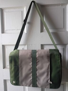 HP Green Laptop Bag